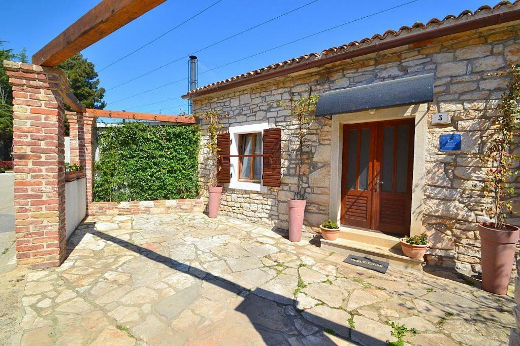 Villa Giardin Novigrad Istria Exteriör bild